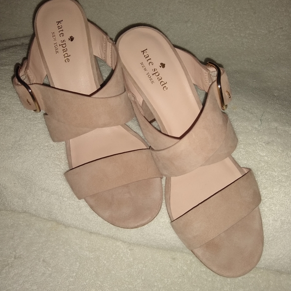 Kate Spade Orchid suede block heel sandals. 9 - Picture 4 of 8